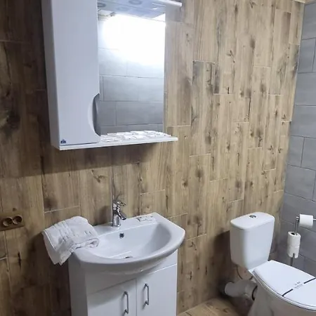 Bed & Breakfast Alpen Krokus Yablunytsya