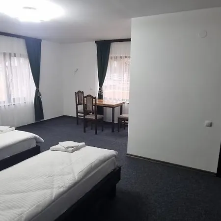 Alpen Krokus 3* Yablunytsia