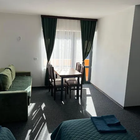 Alpen Krokus Yablunytsia